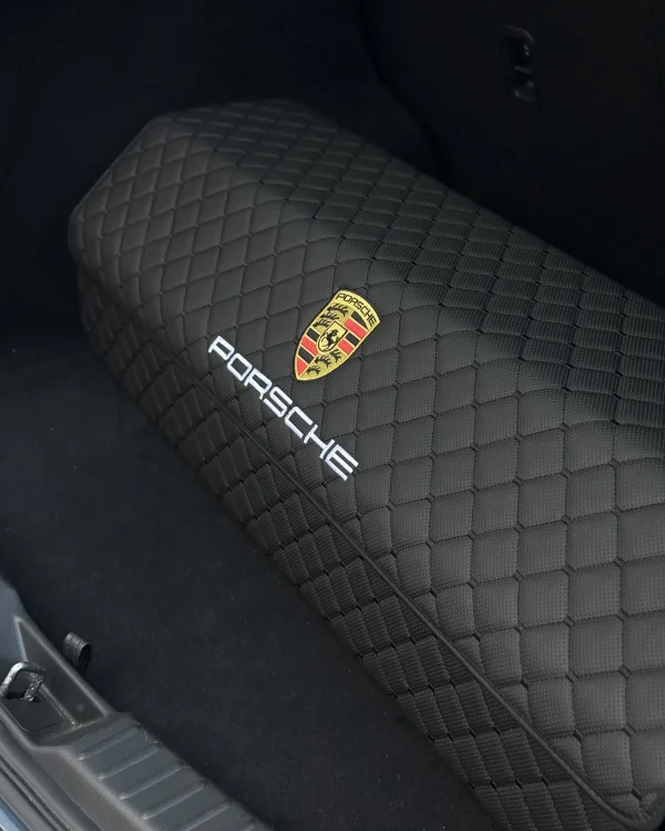 Органайзер в багажник AvtoCase XXL екошкіра (30/30/100) – Чорний з вишивкою Porsche